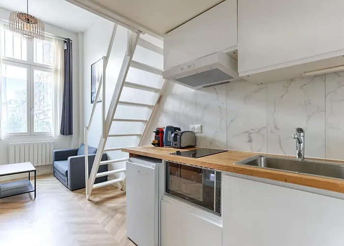 Cosy In Batignolles Apartment *