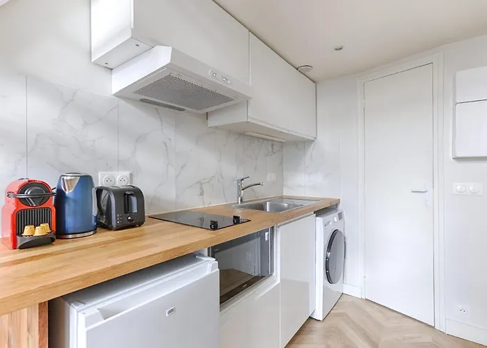 Apartment Cosy In Batignolles